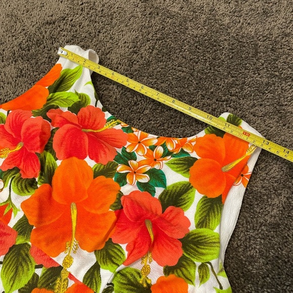 Vintage Ui-Maikai Hawaiian Floral Dress - Picture 7 of 11